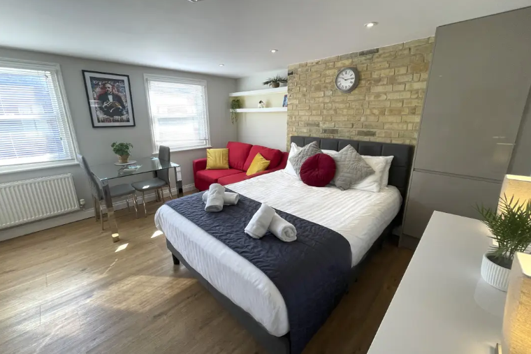 A luxury short term let studio apartment off Mill Rd in Cambridge